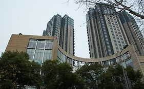 Shanghai ri Yue Guang Service Apartment